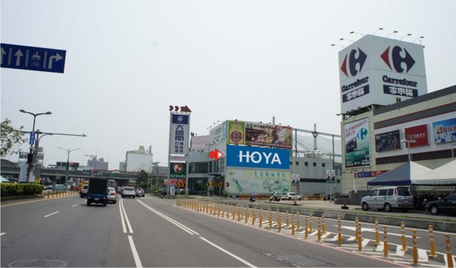 N-0660B壁面廣告塔-台南市仁德區中山路701號-B&Q、HOLA、家樂福、大魯閣棒壘球場廣告版